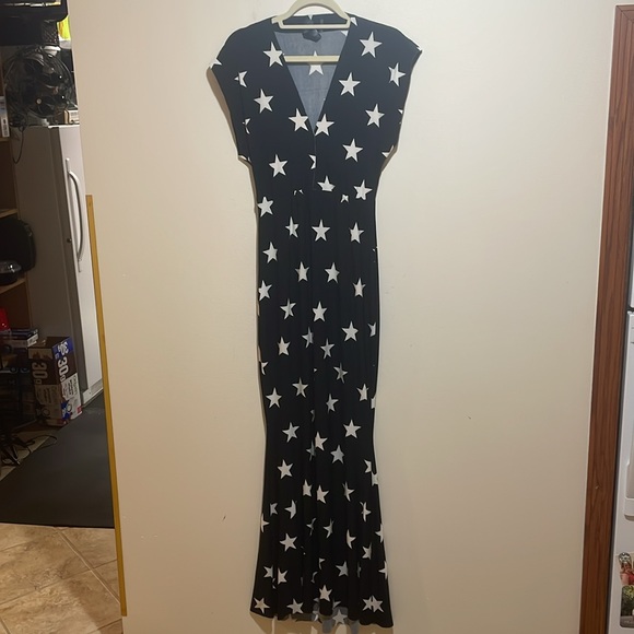 Norma Kamali V-Neck Star Print Pattern Black White Maxi Dress Size Medium - Picture 7 of 15